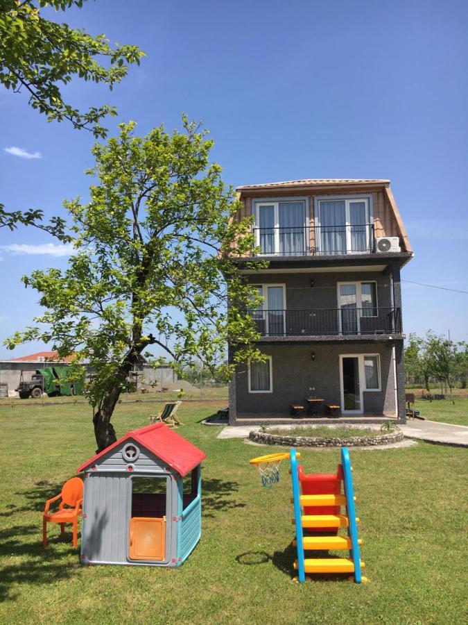 Дом На Пляже Black Sea House Kobuleti Ngoại thất bức ảnh