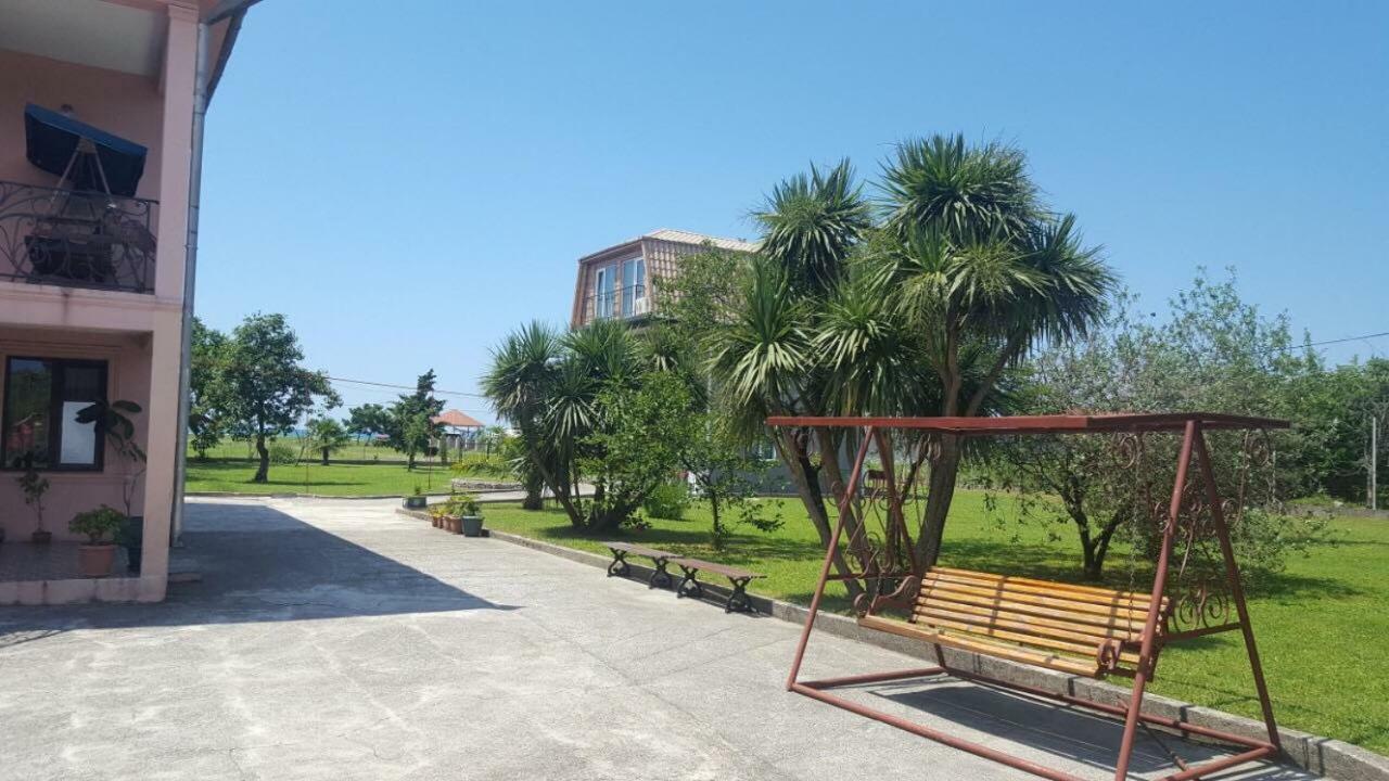 Дом На Пляже Black Sea House Kobuleti Ngoại thất bức ảnh