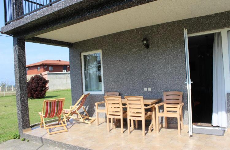 Дом На Пляже Black Sea House Kobuleti Ngoại thất bức ảnh